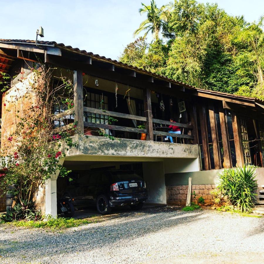 Gajah Hotel Joinville Exterior photo